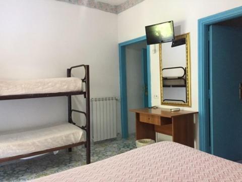 Hotel Cavour Sorrento Ngoại thất bức ảnh